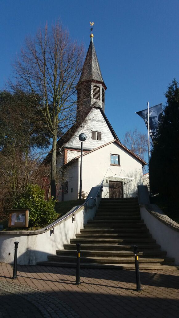 (c) Evangelische-kirche-massenheim.de